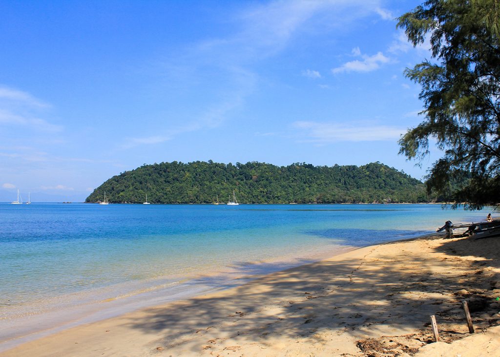 Kho-Phayam-beach