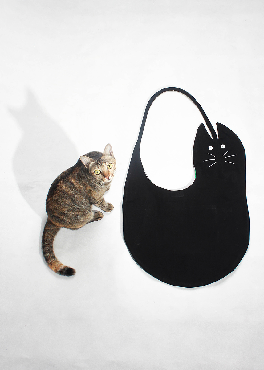 Black cat canvas tote bag with cat
